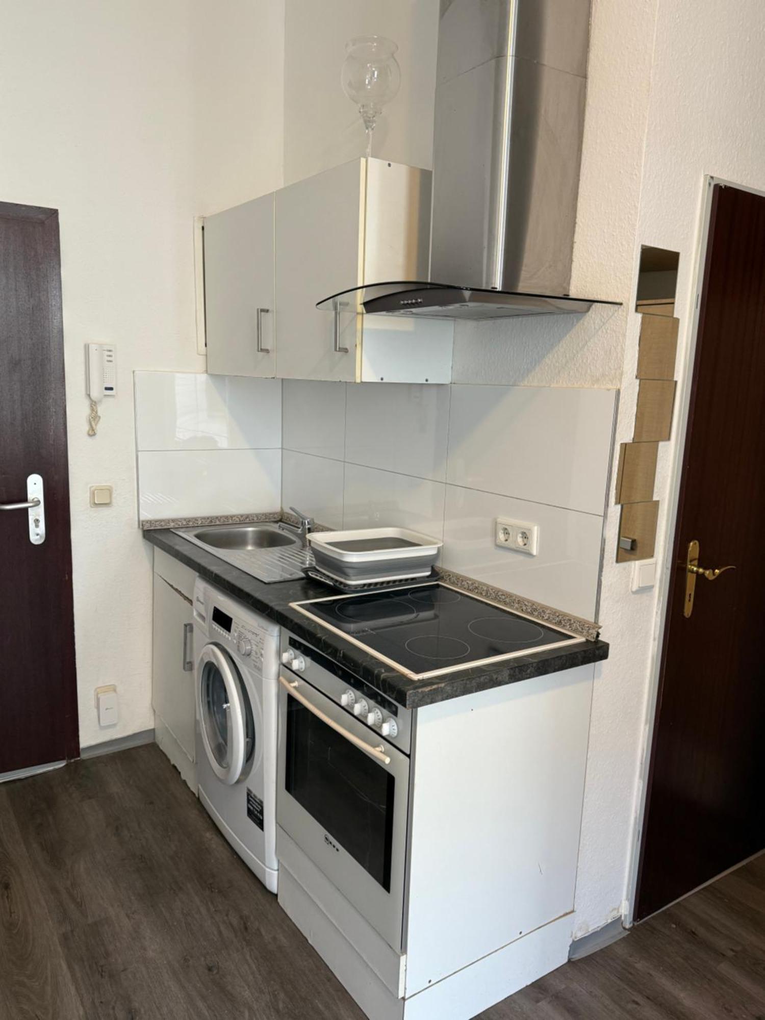 Appartement Gemuetlich Und Zentral 5 Minuten Zum Hauptbahnhof