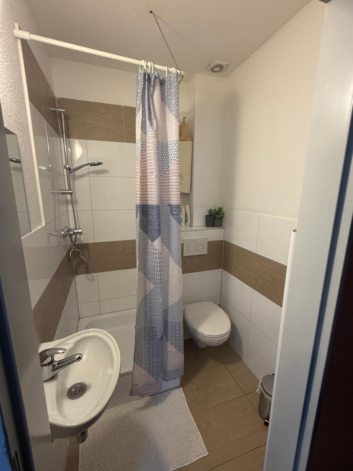 Gemuetlich Und Zentral 5 Minuten Zum Hauptbahnhof Apartment